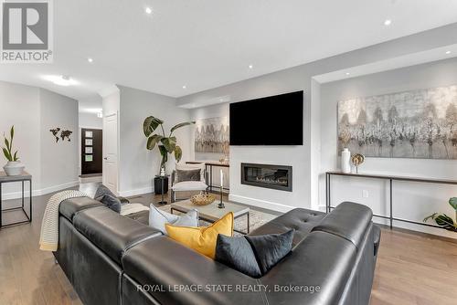 44 Fairgrounds Drive, Hamilton, ON - Indoor Photo Showing Living Room With Fireplace