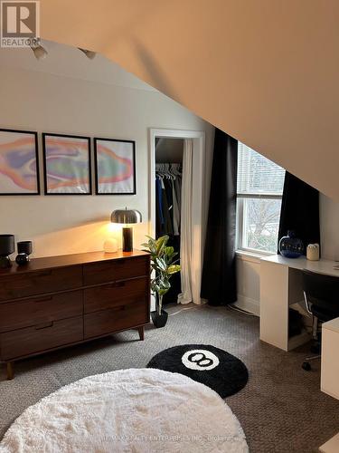 Upper - 557 Stirling Avenue S, Kitchener, ON - Indoor Photo Showing Bedroom