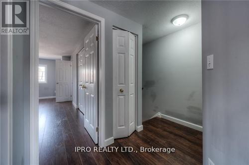 298 Activa Avenue, Kitchener, ON - Indoor Photo Showing Other Room