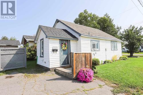 523 Brunswick, Sault Ste. Marie, ON - Outdoor With Exterior