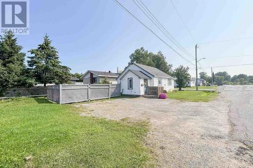 523 Brunswick, Sault Ste. Marie, ON - Outdoor