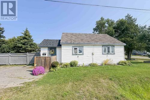 523 Brunswick, Sault Ste. Marie, ON - Outdoor