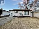 1054 Vaughan Street W, Moose Jaw, SK  - Outdoor 