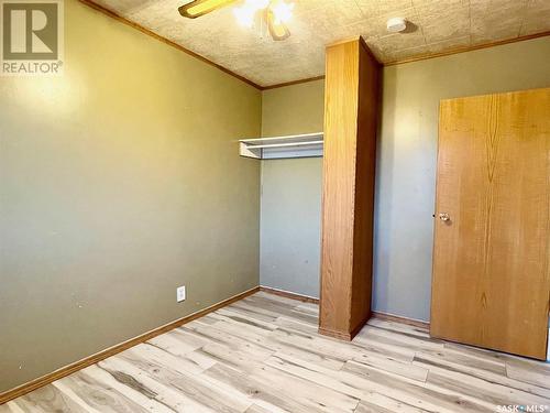 1054 Vaughan Street W, Moose Jaw, SK - Indoor Photo Showing Other Room