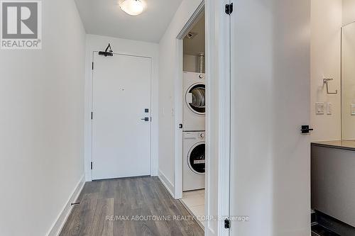 624 - 2485 Taunton Road, Oakville, ON - Indoor Photo Showing Laundry Room