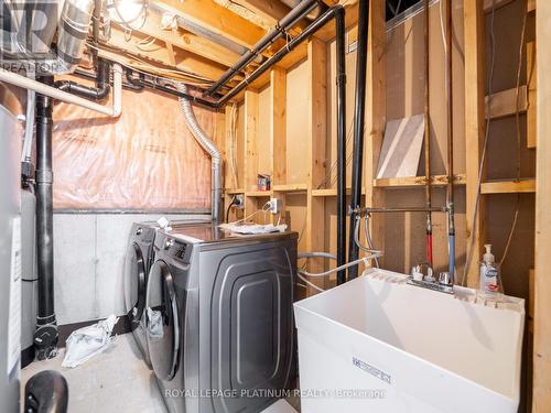 744 Irving Terrace, Milton, ON - Indoor Photo Showing Laundry Room