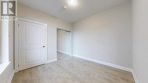 601 - 3220 William Coltson Avenue, Oakville, ON - Indoor Photo Showing Other Room