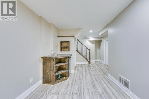 2920 Gulfstream Way, Mississauga, ON - Indoor Photo Showing Other Room