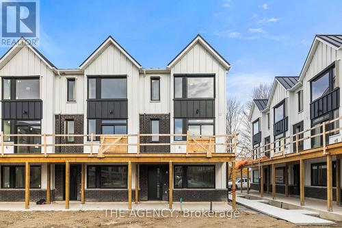 6 Rainwater Lane, Barrie, ON - Outdoor With Facade