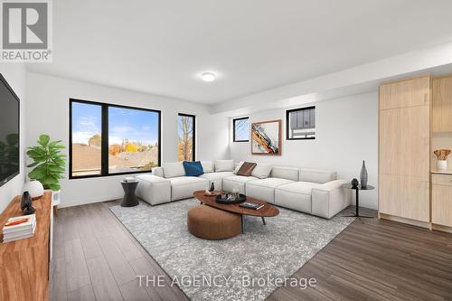 6 Rainwater Lane, Barrie, ON - Indoor Photo Showing Living Room