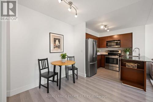 601 - 76 Shuter Street, Toronto, ON - Indoor Photo Showing Kitchen With Stainless Steel Kitchen