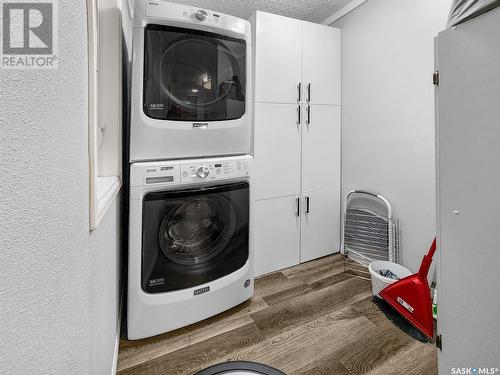 102 7Th Avenue W, Central Butte, SK - Indoor Photo Showing Laundry Room