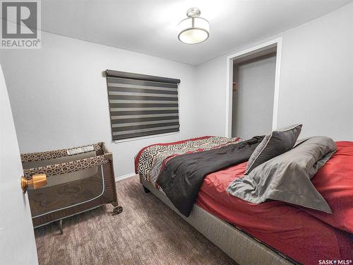 102 7Th Avenue W, Central Butte, SK - Indoor Photo Showing Bedroom