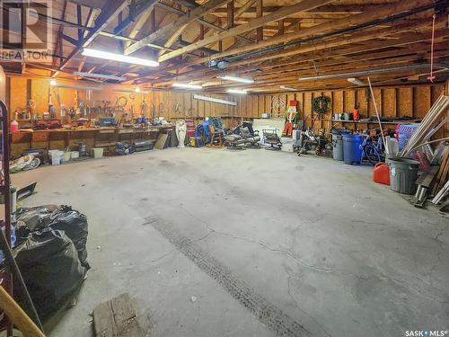 102 7Th Avenue W, Central Butte, SK - Indoor