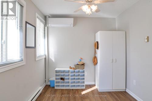 Unit #6 - 4 Paradise Boulevard W, Ramara, ON - Indoor Photo Showing Other Room