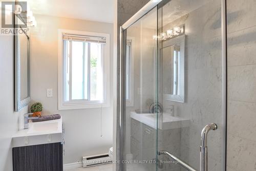 Unit #6 - 4 Paradise Boulevard W, Ramara, ON - Indoor Photo Showing Bathroom