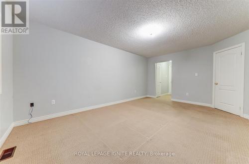 90 Christian Ritter Drive, Markham, ON - Indoor Photo Showing Other Room