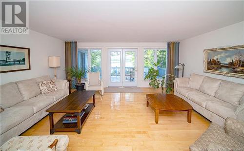 20 Nicholson Lane, Douglas, NB - Indoor Photo Showing Living Room