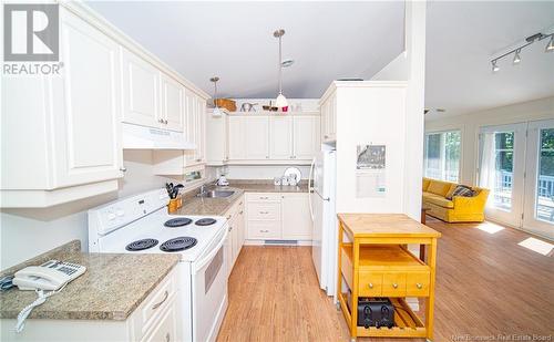 20 Nicholson Lane, Douglas, NB - Indoor Photo Showing Kitchen