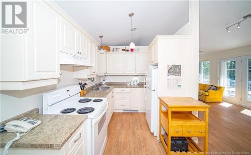 20 Nicholson Lane, Douglas, NB - Indoor Photo Showing Kitchen