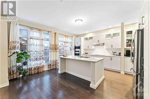 168 Eric Maloney Way, Ottawa, ON - Indoor Photo Showing Kitchen With Upgraded Kitchen