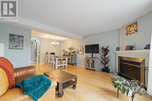 6060 Red Willow Drive, Ottawa, ON - Indoor Photo Showing Living Room With Fireplace