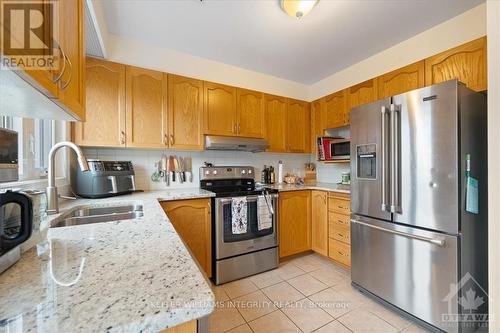 6060 Red Willow Drive, Ottawa, ON - Indoor Photo Showing Kitchen With Stainless Steel Kitchen With Double Sink