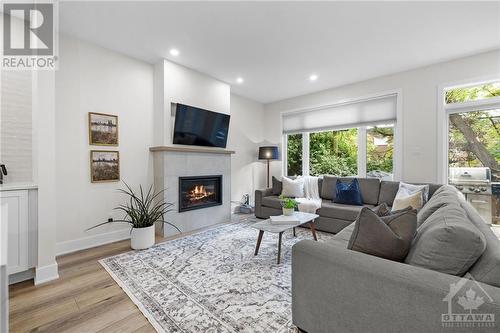 302 Westhill Avenue, Ottawa, ON - Indoor Photo Showing Living Room With Fireplace