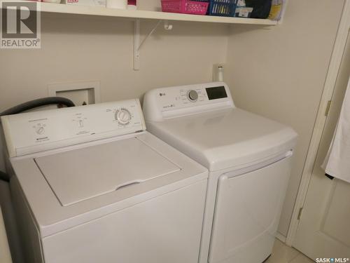 136 515 Mcwillie Avenue, Saskatoon, SK - Indoor Photo Showing Laundry Room