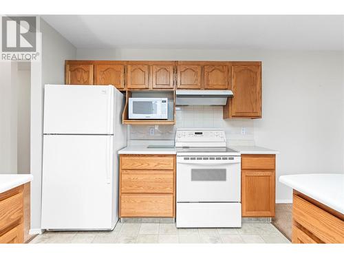 1400 14 Avenue Unit# 70 Lot# 70, Vernon, BC - Indoor Photo Showing Kitchen