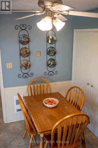 17884 Loyalist Parkway, Prince Edward County (Hillier), ON - Indoor Photo Showing Dining Room