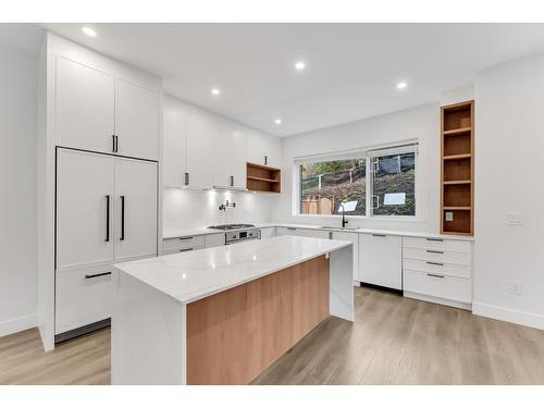 15 35706 Marshall Road, Abbotsford, BC - Indoor Photo Showing Kitchen With Upgraded Kitchen