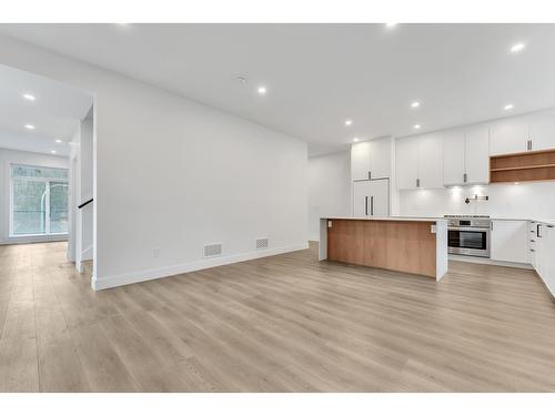 15 35706 Marshall Road, Abbotsford, BC - Indoor Photo Showing Kitchen