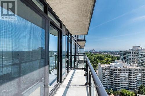 1620 - 86 Dundas Street E, Mississauga, ON - Outdoor With Balcony