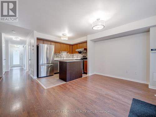 2 - 3985 Eglinton Avenue W, Mississauga, ON - Indoor Photo Showing Kitchen With Stainless Steel Kitchen