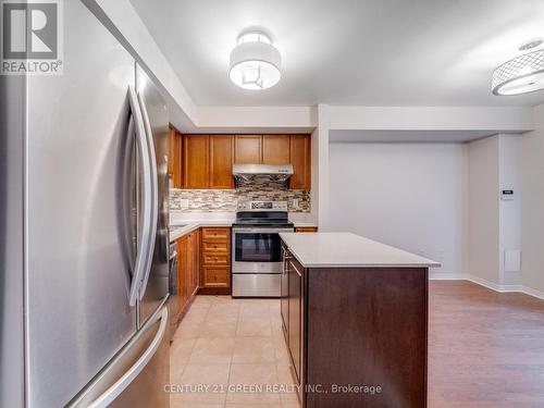 2 - 3985 Eglinton Avenue W, Mississauga, ON - Indoor Photo Showing Kitchen With Stainless Steel Kitchen