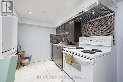 80 Washburn Road, Brampton, ON - Indoor Photo Showing Kitchen