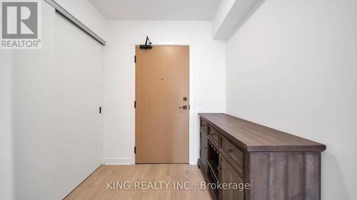 515 - 36 Zorra Street, Toronto, ON - Indoor Photo Showing Other Room