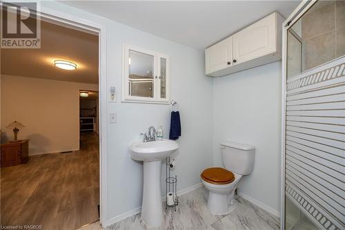 1770 9Th Avenue E, Owen Sound, ON - Indoor Photo Showing Bathroom