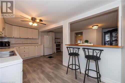 1770 9Th Avenue E, Owen Sound, ON - Indoor Photo Showing Kitchen With Double Sink