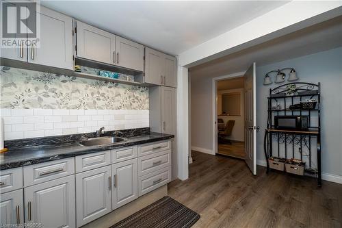 1770 9Th Avenue E, Owen Sound, ON - Indoor Photo Showing Kitchen