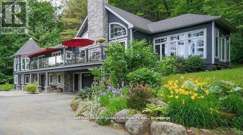 167 Santas Village Road, Bracebridge, ON - Outdoor With Balcony