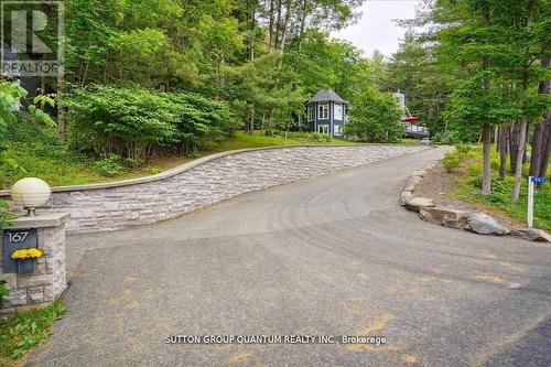 167 Santas Village Road, Bracebridge, ON - Outdoor