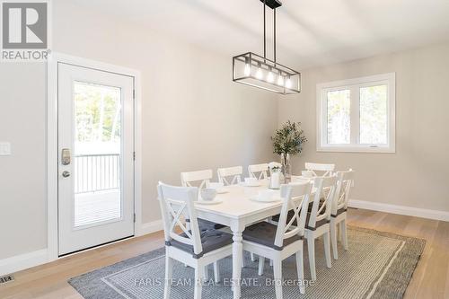 1250 Old Parry Sound Road, Muskoka Lakes, ON - Indoor Photo Showing Dining Room