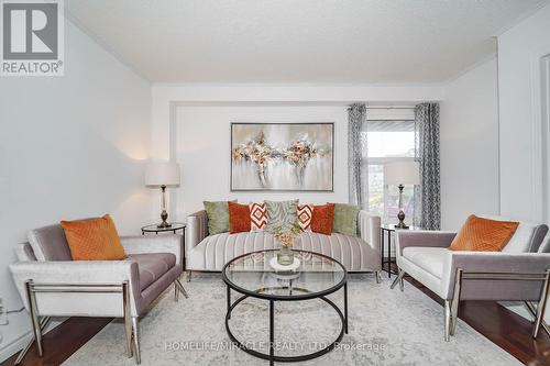 20 Woodward Crescent, Ajax, ON - Indoor Photo Showing Living Room