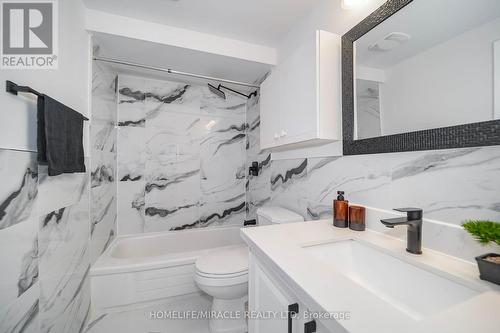 20 Woodward Crescent, Ajax, ON - Indoor Photo Showing Bathroom