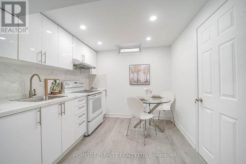 20 Woodward Crescent, Ajax, ON - Indoor Photo Showing Kitchen