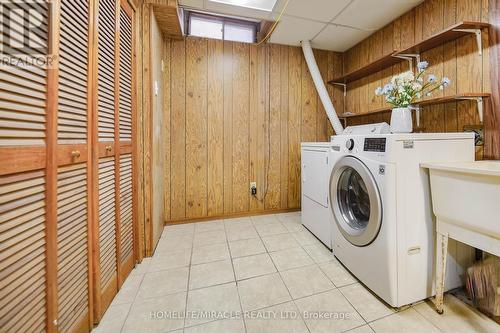 20 Woodward Crescent, Ajax, ON - Indoor Photo Showing Laundry Room