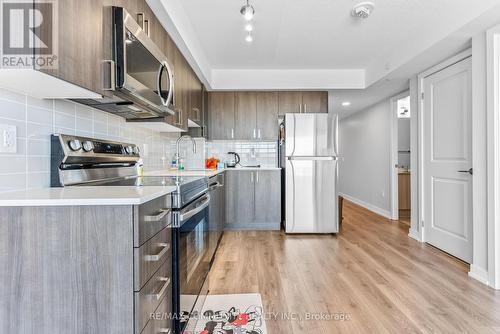 1509 - 1455 Celebration Drive, Pickering, ON - Indoor Photo Showing Kitchen