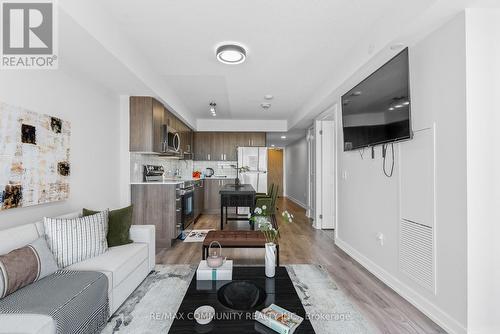 1509 - 1455 Celebration Drive, Pickering, ON - Indoor Photo Showing Living Room